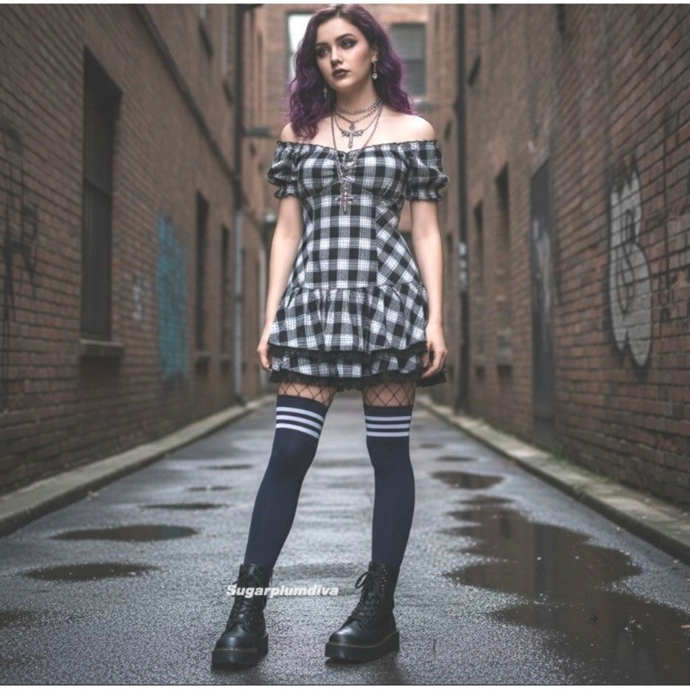 Black with 3 White Stripes Over the Knee Thigh High Socks ONE SIZE Emo NEW